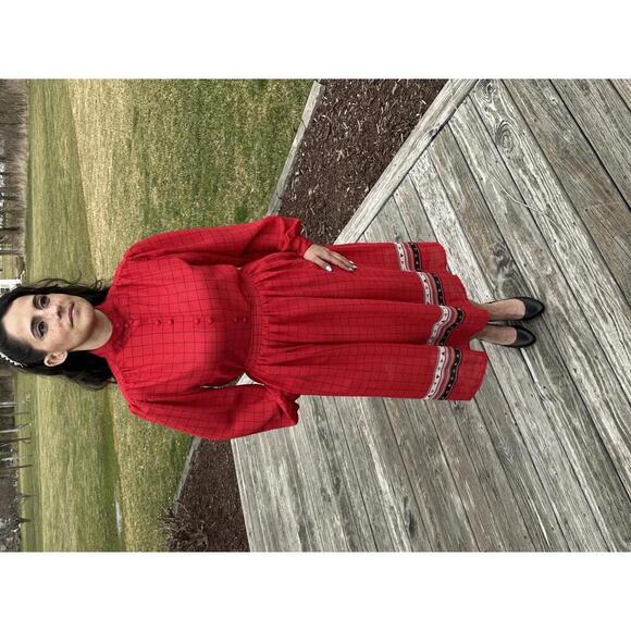 Vintage 80s 2 Piece Flowy Shirt‎ and Skirt Set Crimson Red SIZE M - Picture 4 of 7